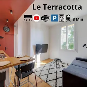 apt-le-terracotta-t2-clim-parking-prive.hotels-rhonealpes.com/